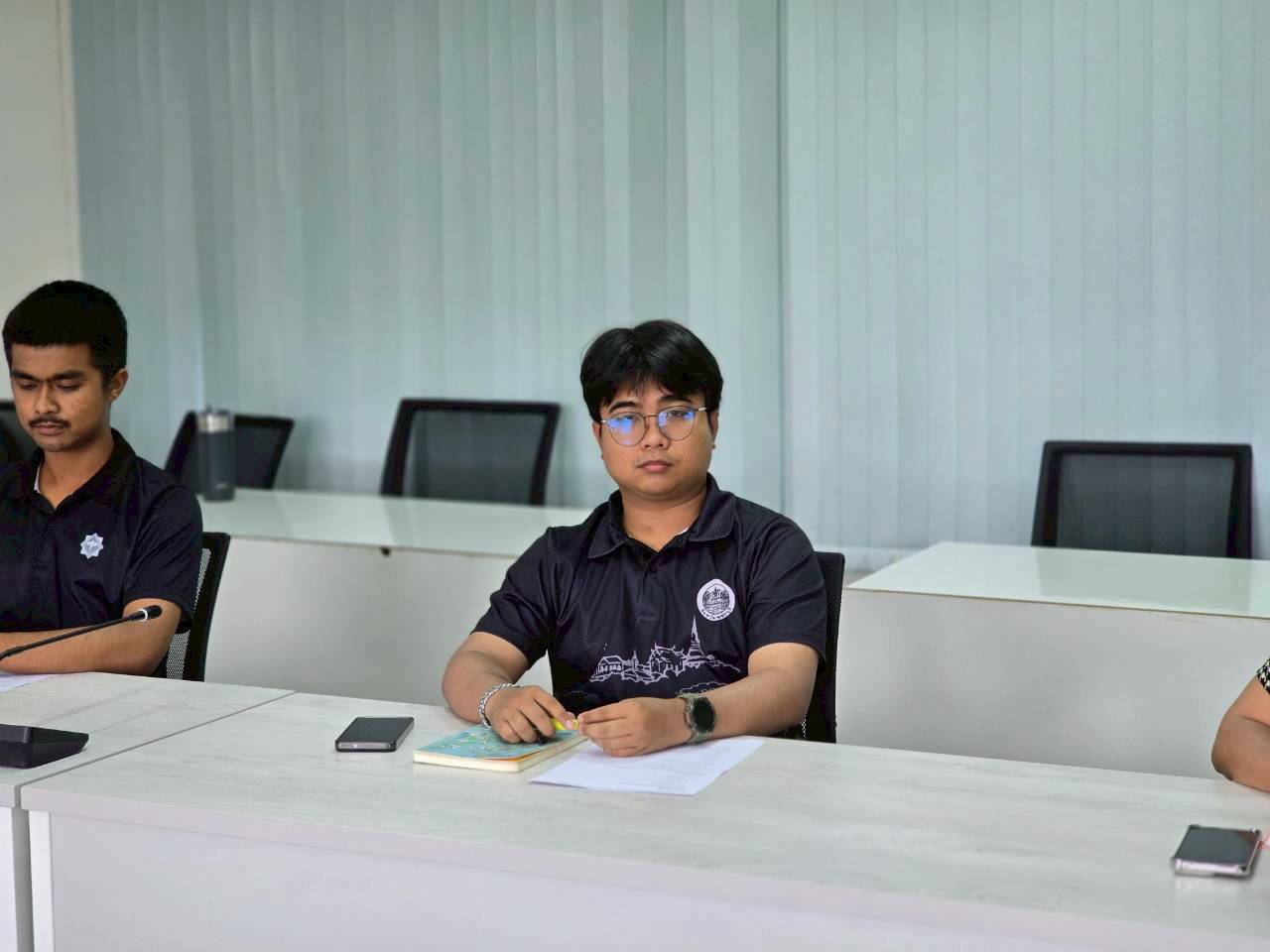 title - ส.ป.ก.เพชรบุรี เข้าร่วมประชุมตรวจติดตามความก้าวหน้าผลการดำเนินงานตามแผนการตรวจราชการของผู้ตรวจราชการสำนักงานการปฏิรูปที่ดินเพื่อเกษตรกรรม